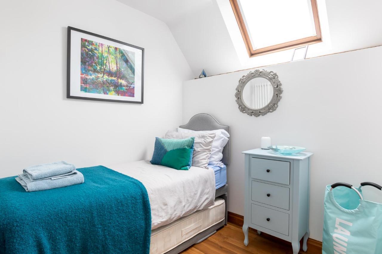Granary Cottage - Luxury Barn Conversion Weston Subedge エクステリア 写真