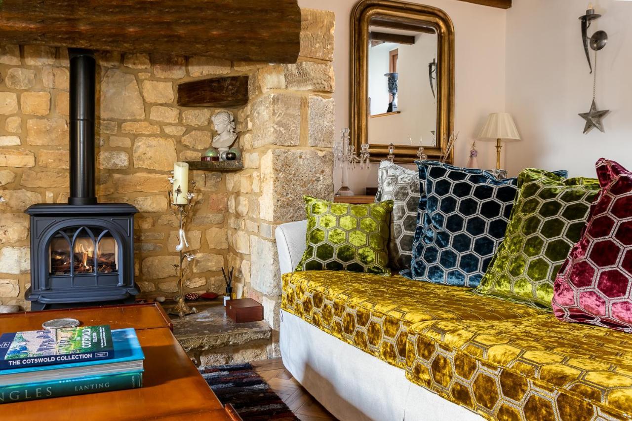Granary Cottage - Luxury Barn Conversion Weston Subedge エクステリア 写真